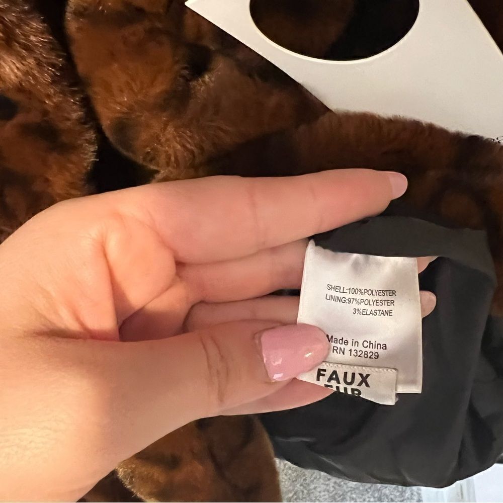 Revolve, Privacy Please Addison Coat in Leopard - Picture 10 of 12